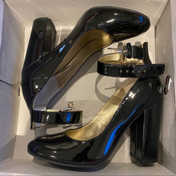 GUESS BLACK HEELS - Picture 4 of 6